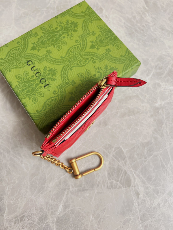 G*u*i gg marmont keychain wallet