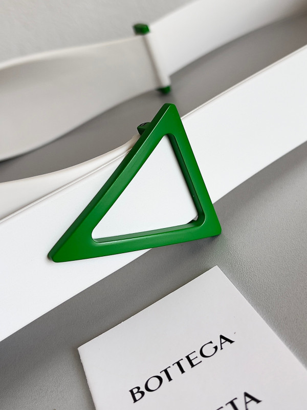 bo*te*ga Ve*ne*ta punch