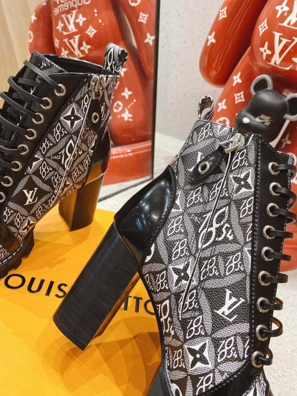 l0*is V*t0n star trail ankle boot 8cm