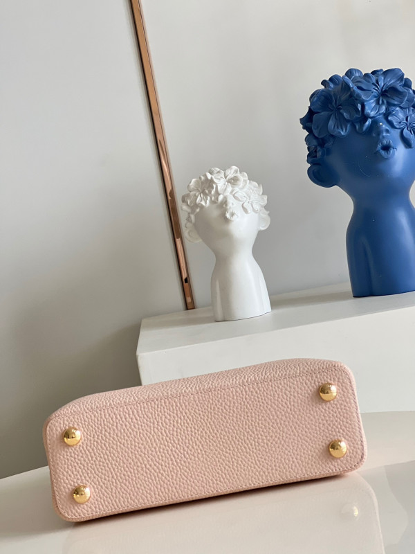 l0*is V*t0n capucines bb