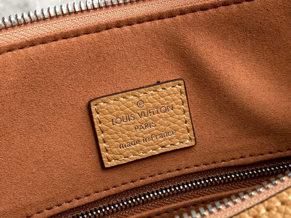 l0*is V*t0n beaubourg hobo mm