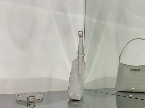 Ba*len*cia*ga xx small hobo bag