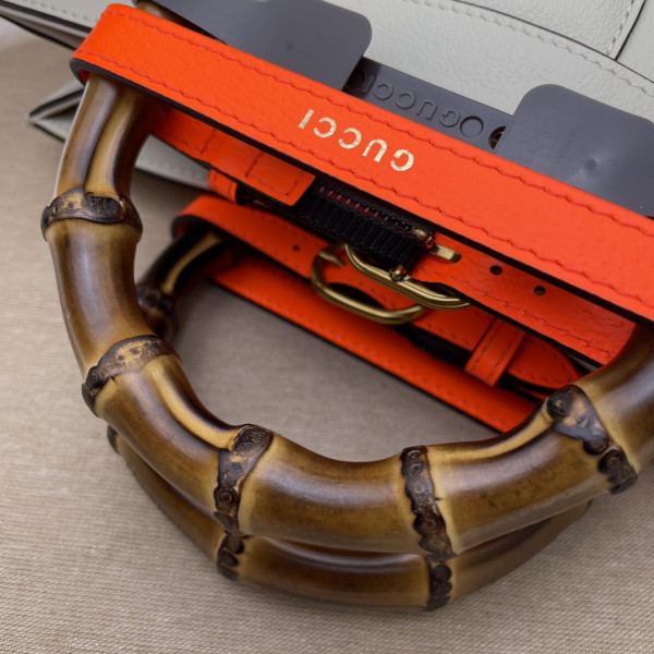 G*u*i diana small tote bag