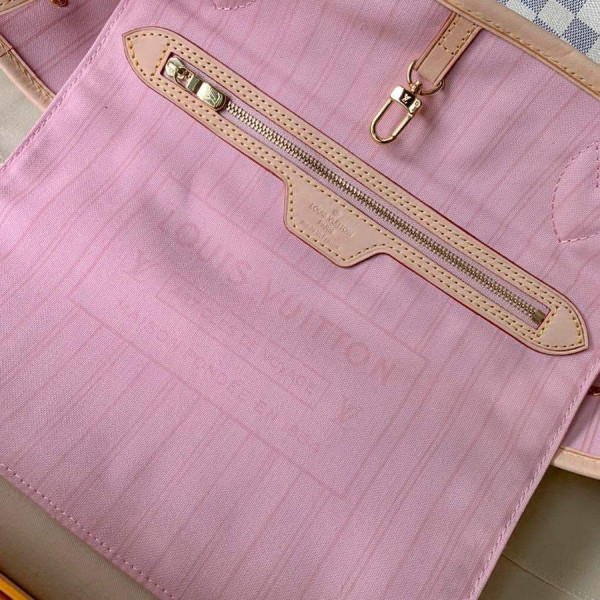 l0*is V*t0n neverfull mm