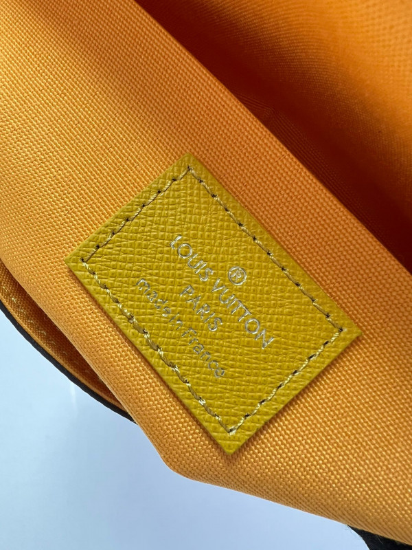 l0*is V*t0n pochette fÉlicie