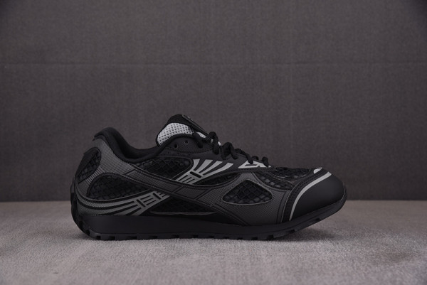 bo*te*ga Ve*ne*ta sneakers