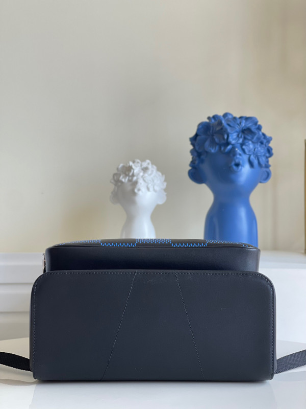 l0*is V*t0n campus backpack