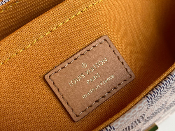 l0*is V*t0n croisette