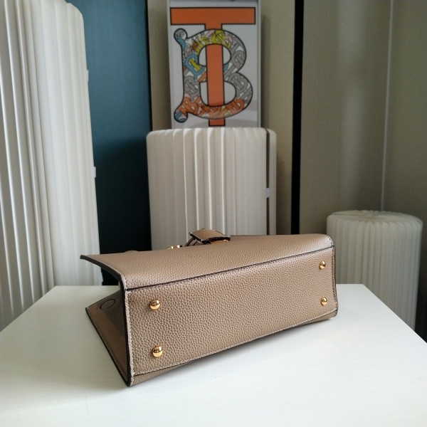 B**rry small frances bag