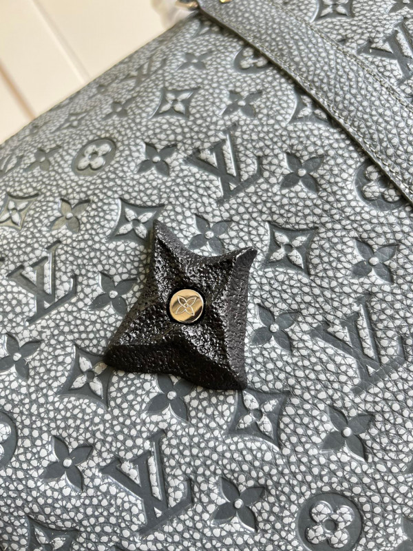 l0*is V*t0n keepall 50