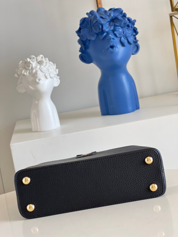 l0*is V*t0n capucines bb