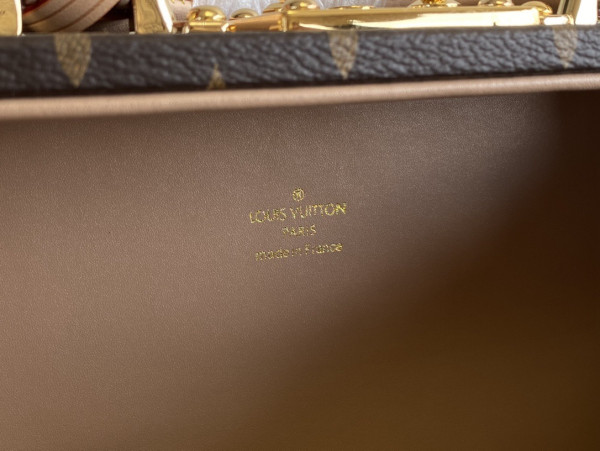 l0*is V*t0n valisette tresor