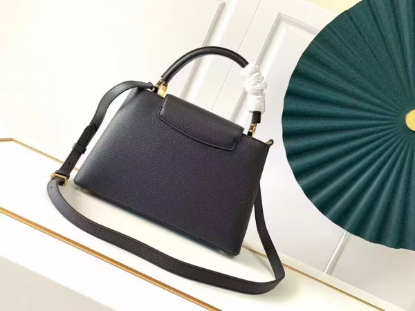 l0*is V*t0n capucines mm