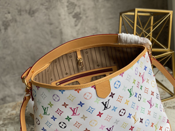 l0*is V*t0n graceful mm