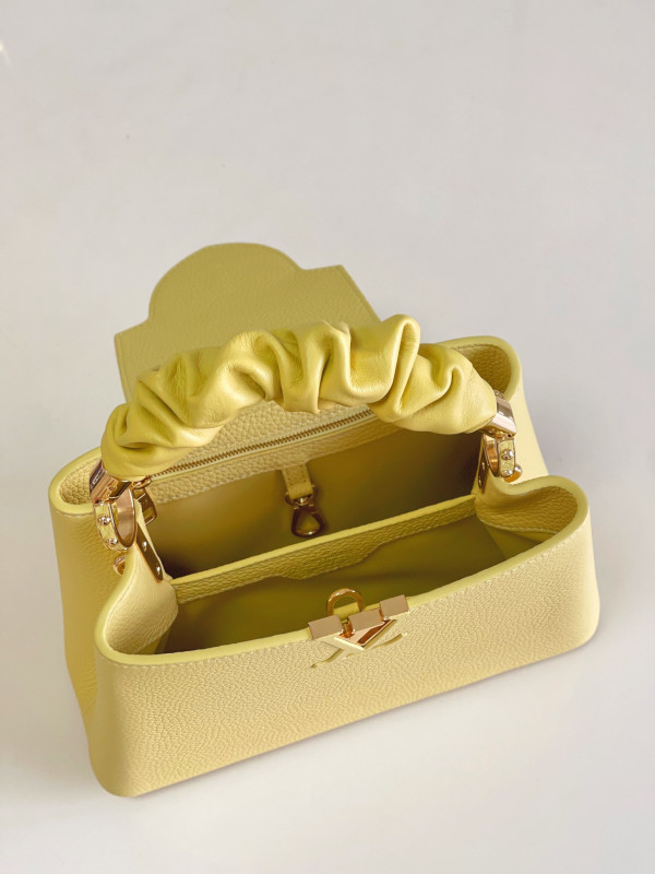 l0*is V*t0n capucines bb