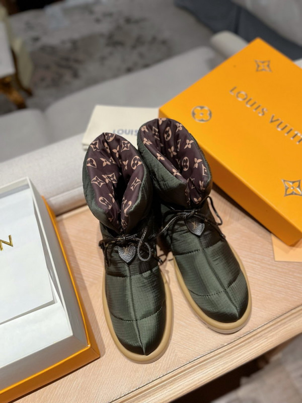 l0*is V*t0n pillow comfort ankle boots