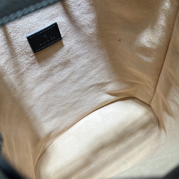 G*u*i diana small bucket bag