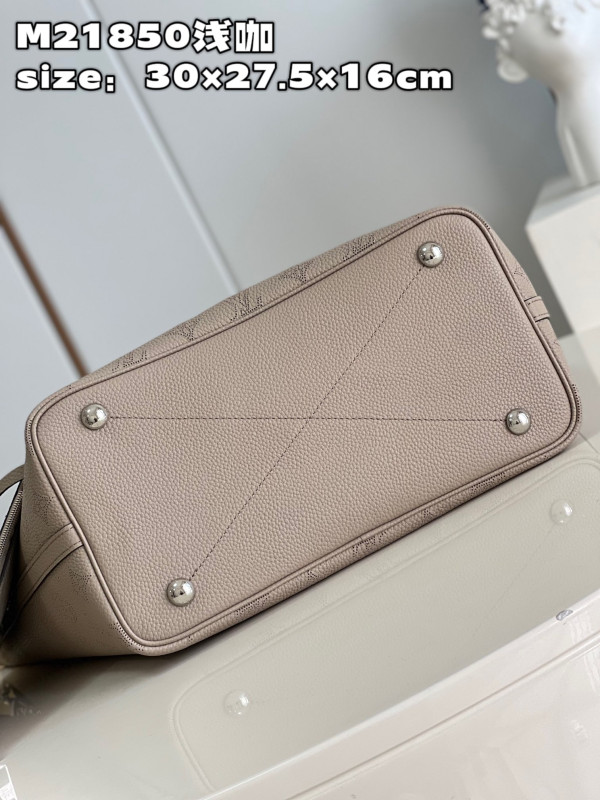 l0*is V*t0n blossom mm