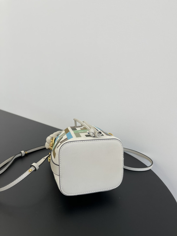 F**di mon tresor-12*18*10cm