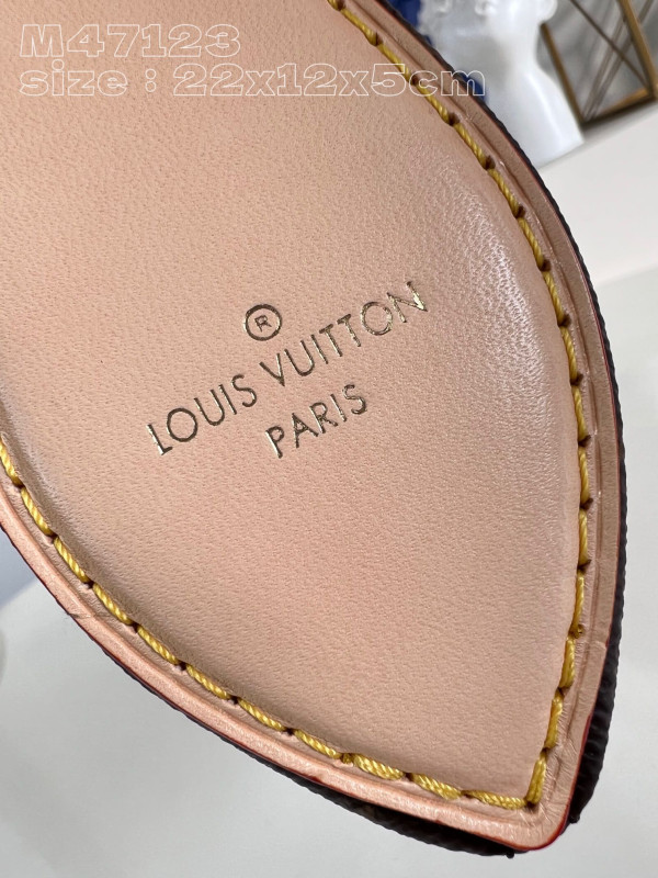 l0*is V*t0n pochette tirette - 22 x 12 x5.5cm