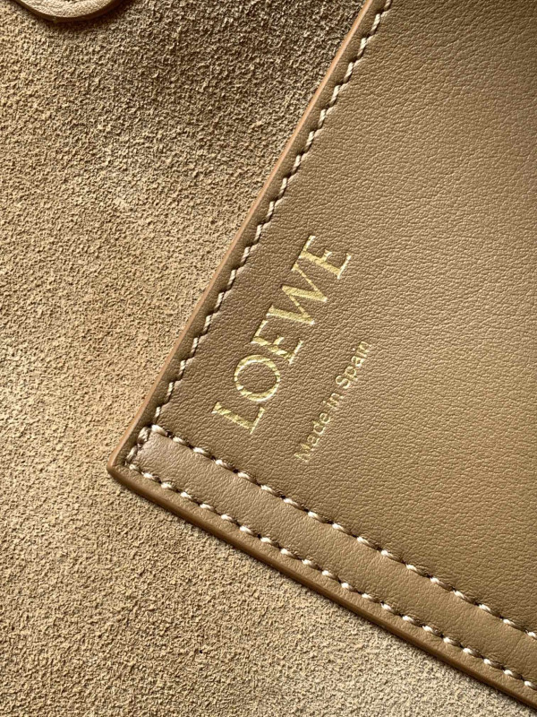 Lowee Medium Pebble bucket Bag-28*24*23CM