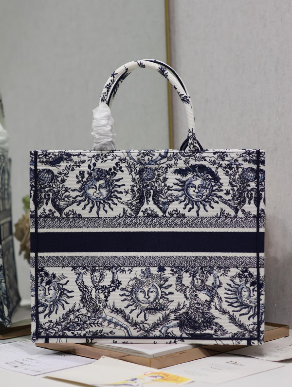 Large Diro Book Tote-42*35*18.5cm