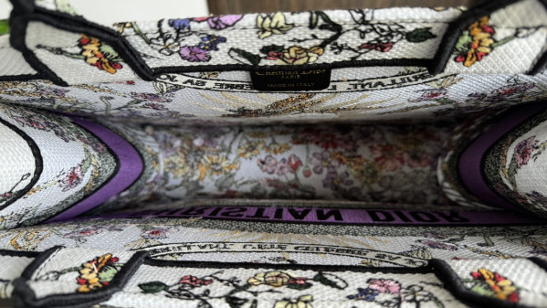 MEDIUM DIRO BOOK TOTE-36*18*28CM