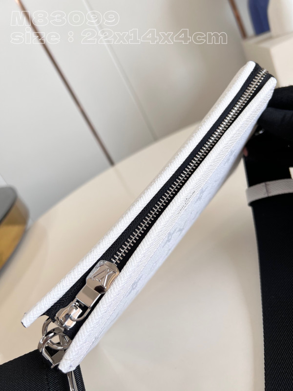 l0*is V*t0n gaston wearable wallet -22*14.5*4.5cm