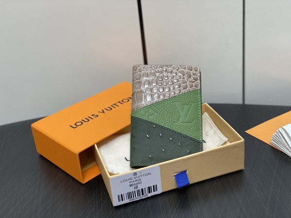 l0*is V*t0n pocket organizer-7.5*11.1*1 cm