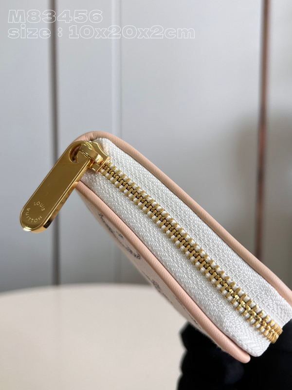 l0*is V*t0n zippy wallet-10*20*2 cm