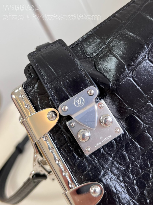 l0*is V*t0n slim trunk-23*12*4cm