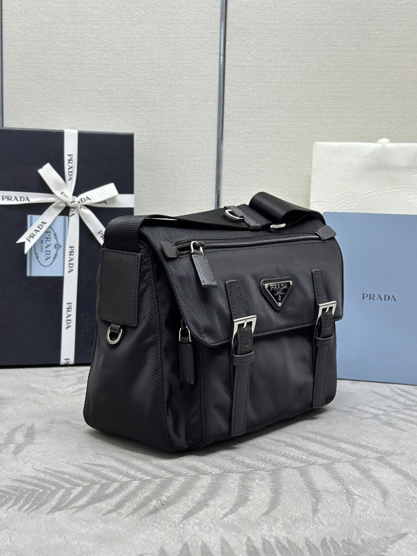 Pra*a re-nylon shoulder bag-27*20.5*12cm