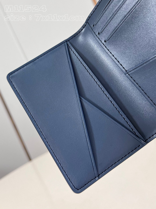 l0*is V*t0n pocket organizer-7.5*11.1*1 cm