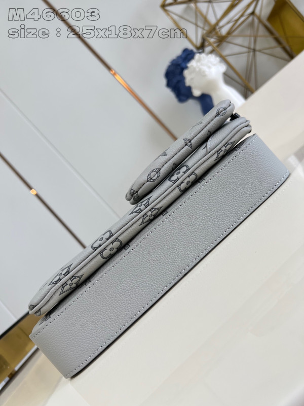 l0*is V*t0n trio messenger