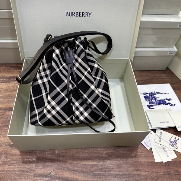 B**rry medium check drawstring pouch