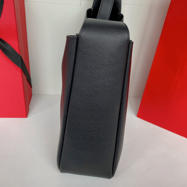 Y*L le 5 À 7 large soft hobo bag - 30x31x13cm