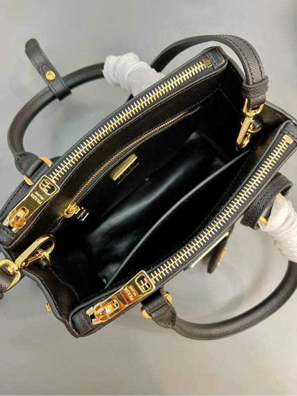 Pra*a galleria saffiano leather mini-bag