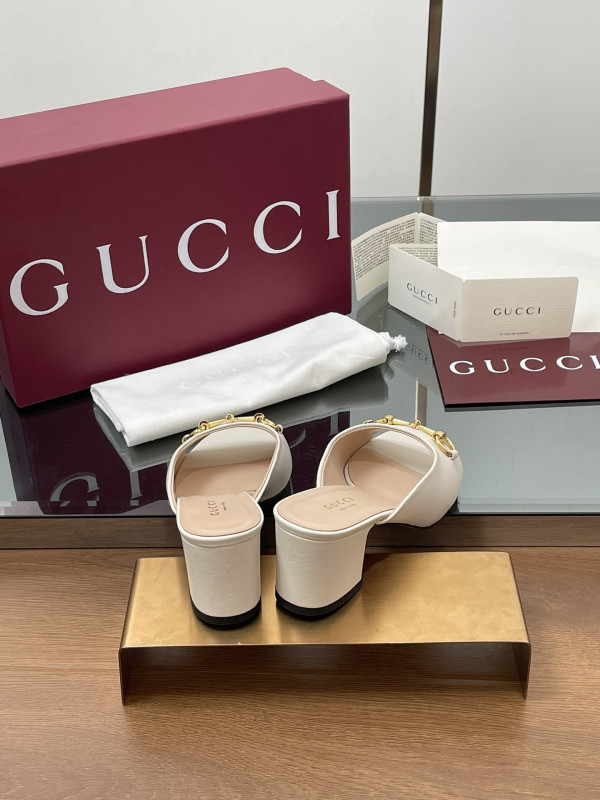 G*u*i horsebit slide