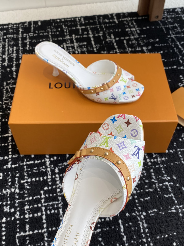 l0*is V*t0n slippers