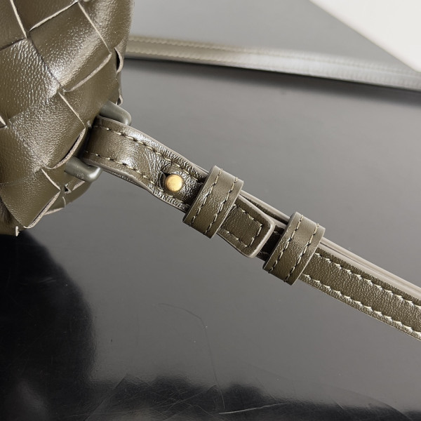 bo*te*ga Ve*ne*ta mini hop-25.5*14.5*11cm