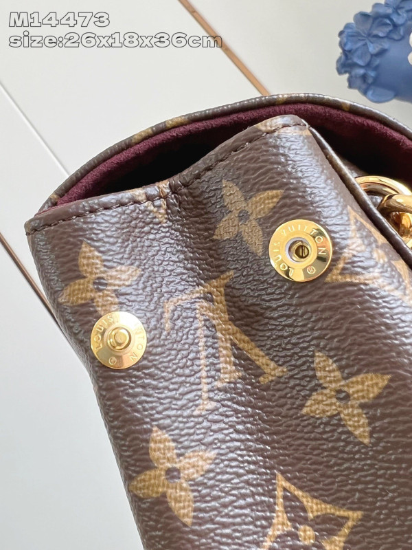 l0*is V*t0n hide away mm-26*18*36cm