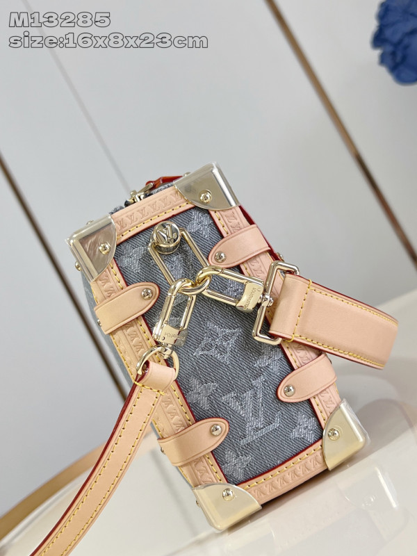 l0*is V*t0n side trunk mm-23.5*16*8.5cm