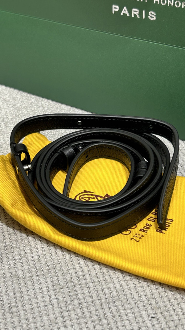 Go*ard beluga  - 23×18.5×8cm