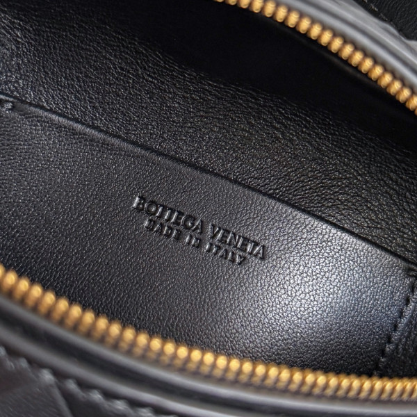 bo*te*ga Ve*ne*ta small soft vanity - 19*14*3cm