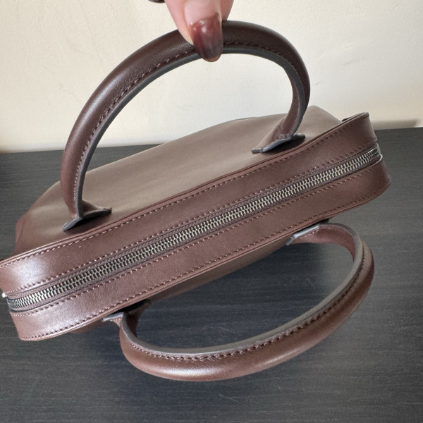 T*e R0w agnes bag - 32*11*20cm