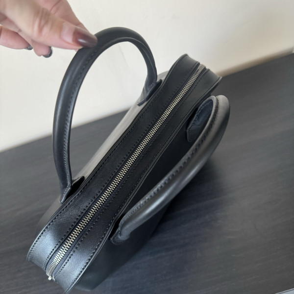 T*e R0w agnes bag - 32*11*20cm