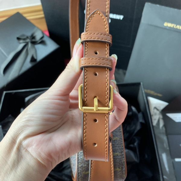 Y*L le monogramme camera bag