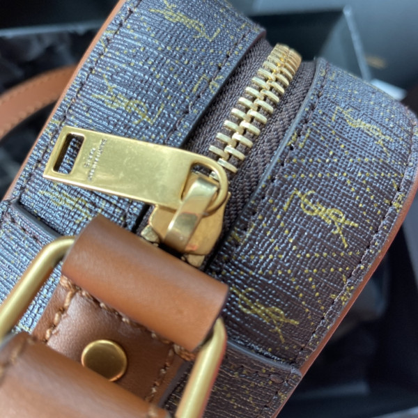 Y*L le monogramme camera bag